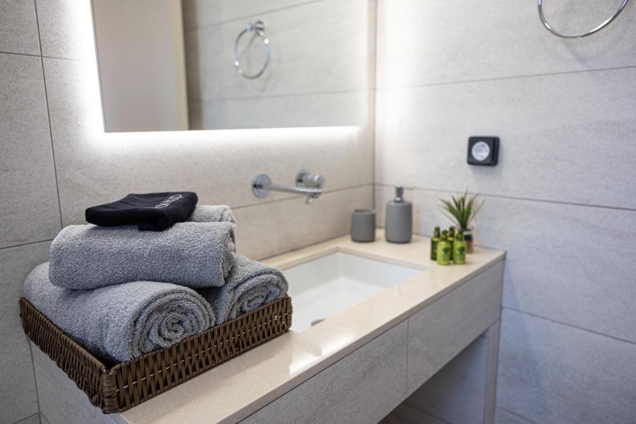 Meraviglia Residence - Amethyst Apartment أرغوستولي المظهر الخارجي الصورة